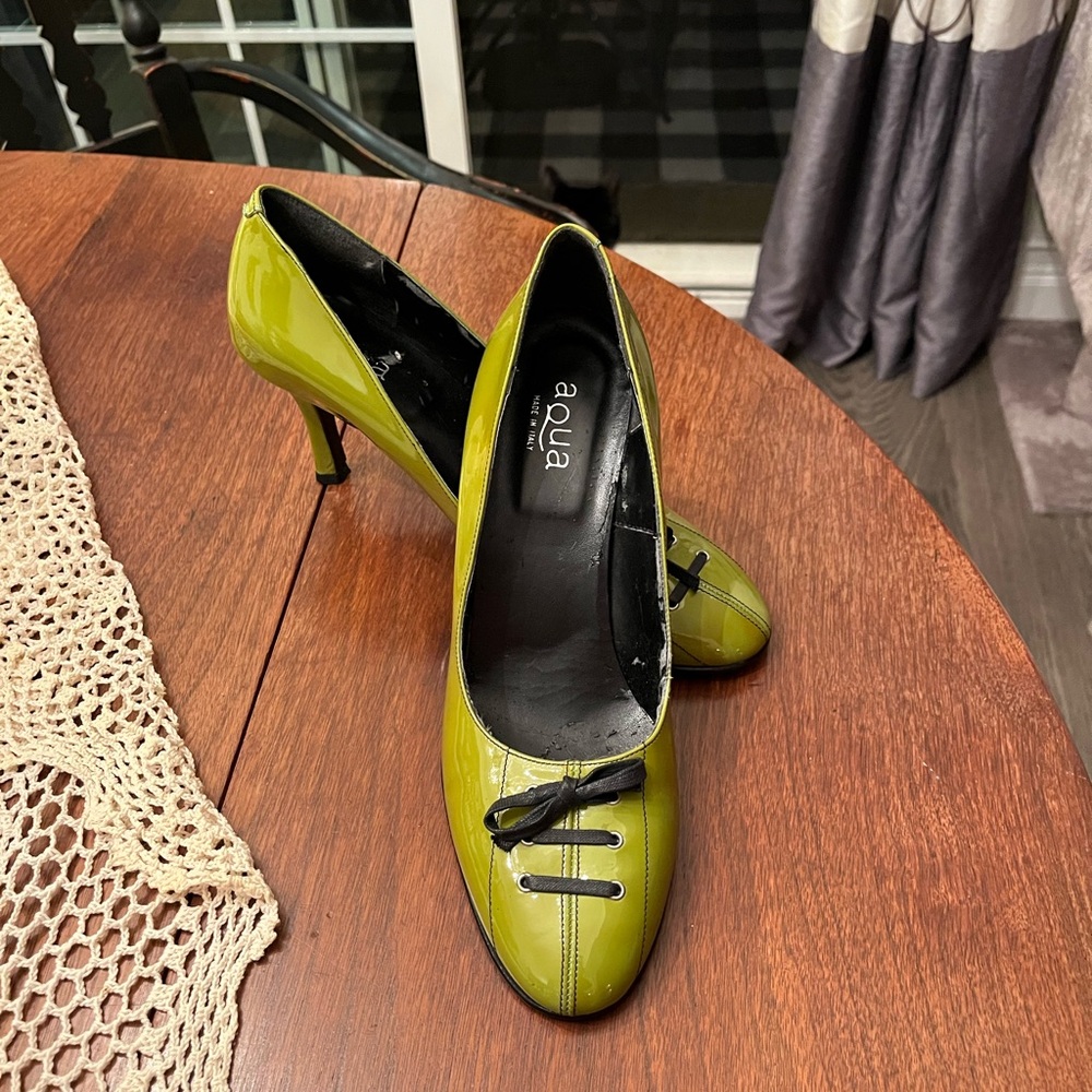 VIntage Women's Vibrant Green Patent Heels